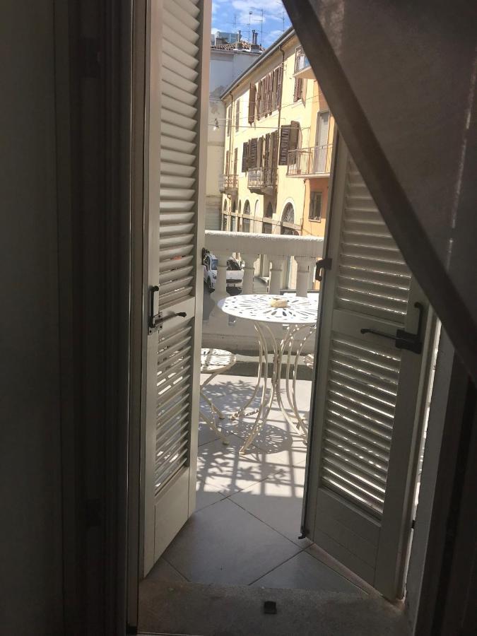 La Terrazza Vercelli Bed & Charme מראה חיצוני תמונה