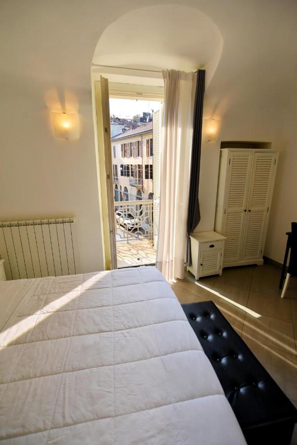 La Terrazza Vercelli Bed & Charme מראה חיצוני תמונה