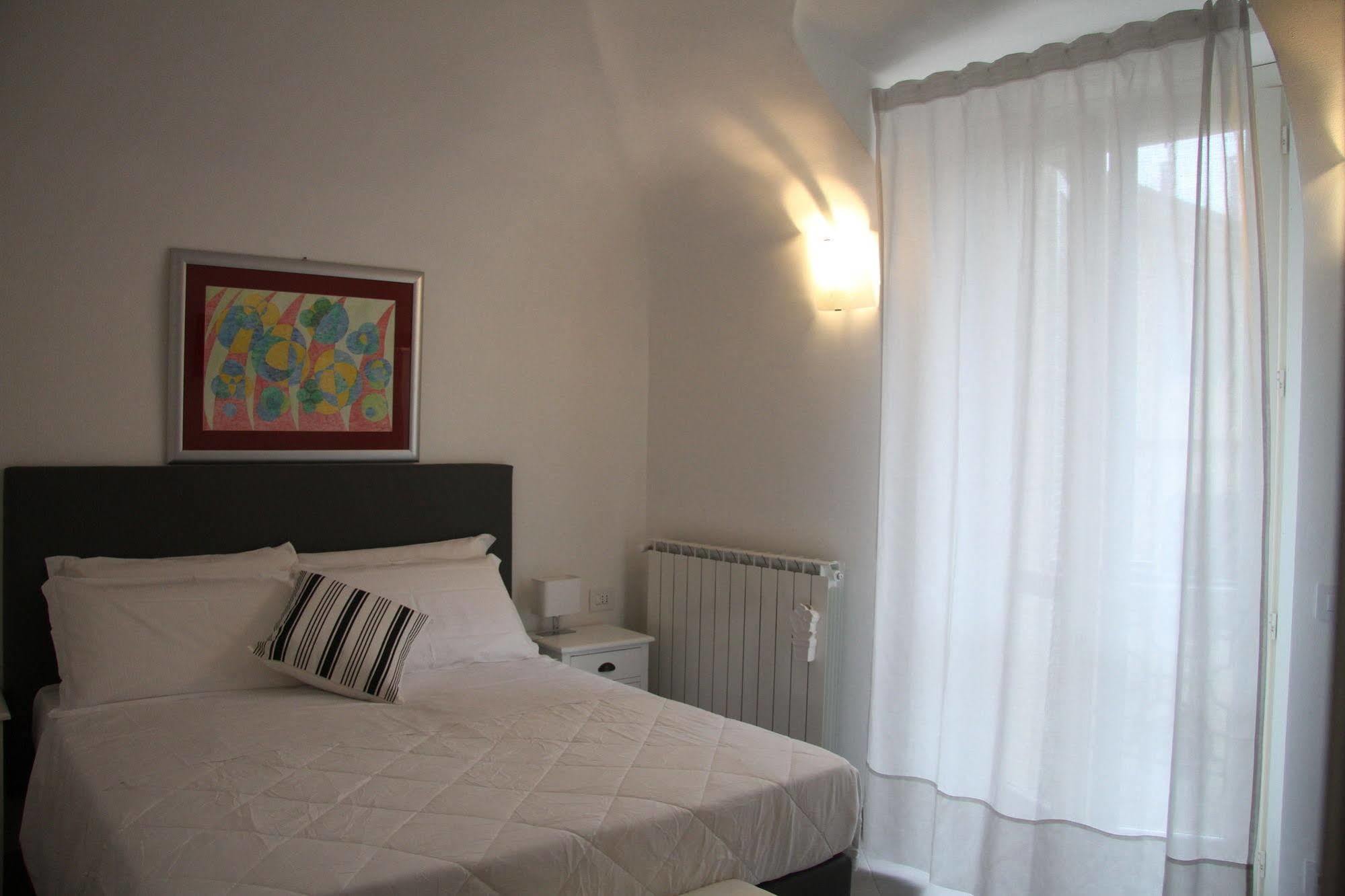 La Terrazza Vercelli Bed & Charme מראה חיצוני תמונה