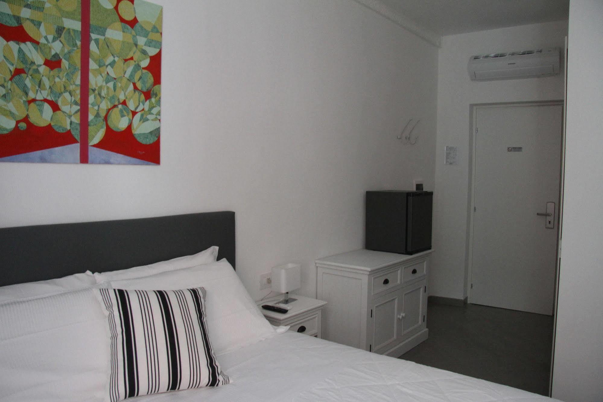 La Terrazza Vercelli Bed & Charme מראה חיצוני תמונה